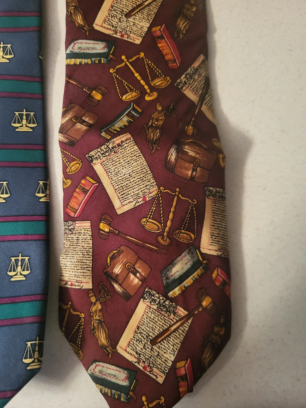 Lot of 2 ALYNN NECKWEAR 100% Silk Tie - Lawyer Designer Made USA